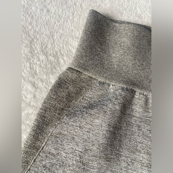 Gymshark Flex Leggings - Picture 5 of 11